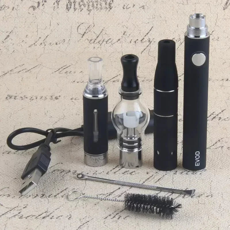 Vaper Vapers Vapes 3 in 1 Vape Pen Kits Evod Battery MT3 Eliquid Globe Glass Wax Ago G5 Dry Herb Atomizers Vaporizer Smoke